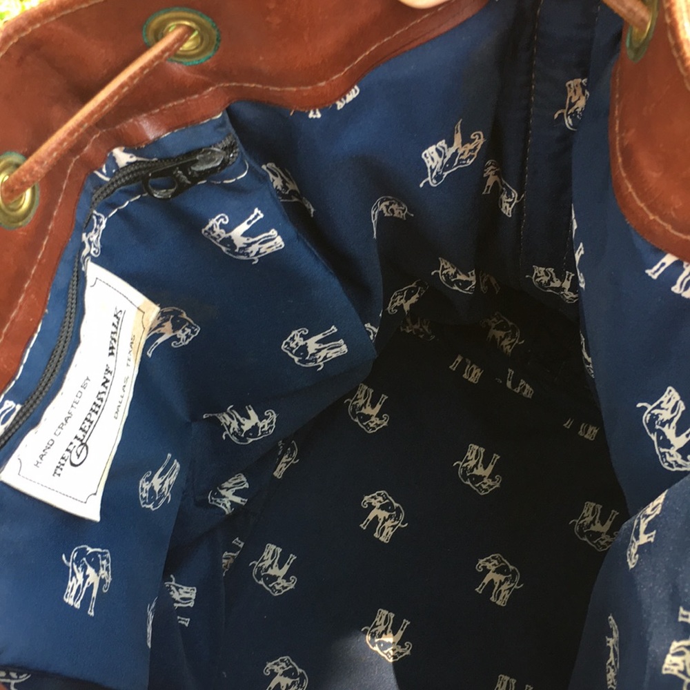 Vintage Elephant Walk Bag - Picture 5 of 7
